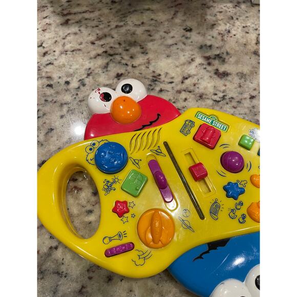 2003 Sesame Street Giggle Sound Station Cookie Monster and Elmo Non-Working - Picture 3 of 7